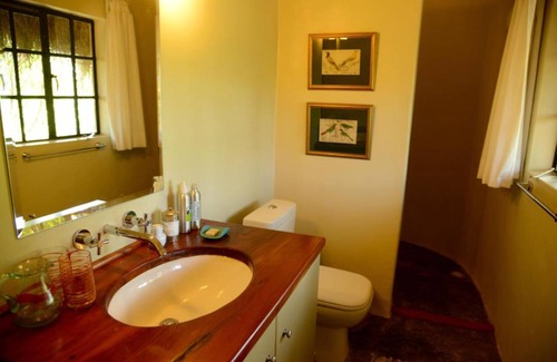 Nanyuki Hotel | Discover Olepangi Farm: Family-Friendly Retreat with Kitchen
