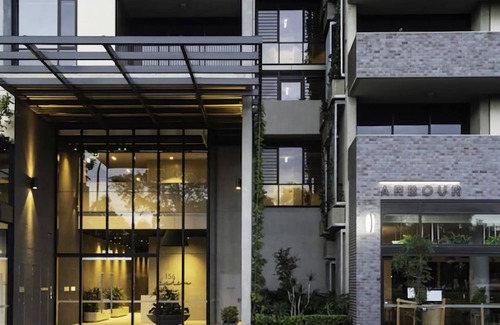 Adelaide Central Business District Apartment | Tranquil Escape at Oleria - Family-Friendly Retreat