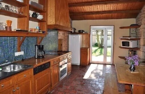 L'Echardiere House | Cozy Oléron Island Retreat with Private Garden & Ocean Views