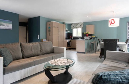 Saint-Denis-d'Oleron Villa | Accessible OLERON Villa with Ocean View & Spa Amenities