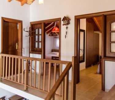Oitylo Apartment | Pet and Child-Friendly Stay at Olga's Home Oitylo
