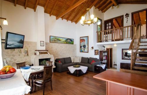 Oitylo Apartment | Pet and Child-Friendly Stay at Olga's Home Oitylo