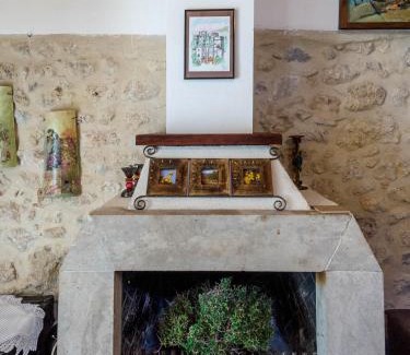 Oitylo Apartment | Pet and Child-Friendly Stay at Olga's Home Oitylo