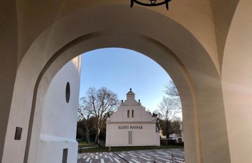 Dolni Brezany House | Discover Olivův Pivovar: Spa, Restaurant & Family Friendly