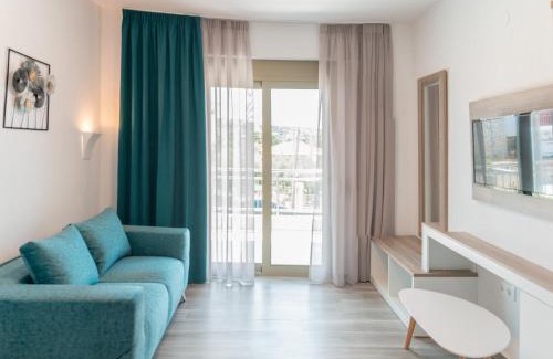 Nikita Apartment | Discover Oliva Suites: Family-Friendly Stay with 9.7 Rating