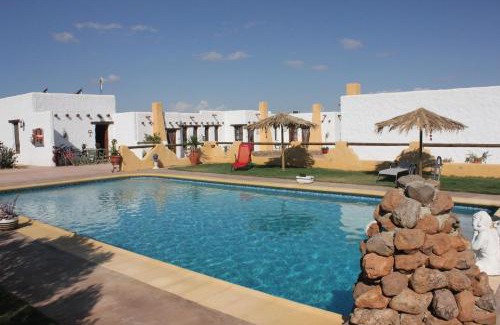 Los Albaricoques Apartment | Discover Olivares Rural: Pet-Friendly with Ocean Views