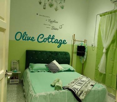 Marang House | Cozy Stay at Olive Cottage - Child Friendly & Guest Rated 8.2
