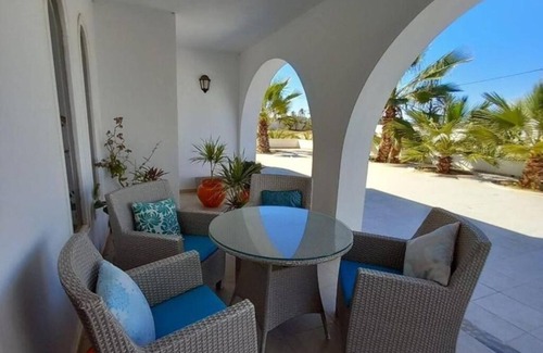 Midoun Villa | Olive house .Unique villa with large infinity pool and cinema room