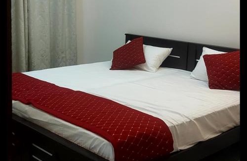 Alwaye Villa | Budget-Friendly Olive Inn Apartment with Breakfast & Accessibility