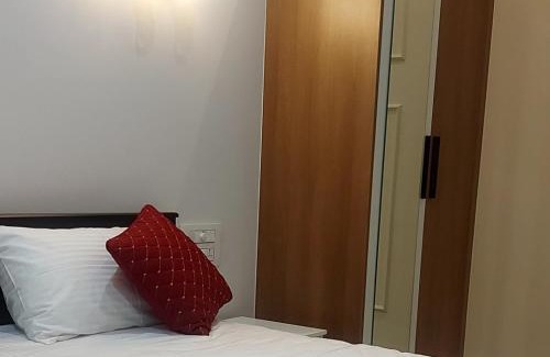 Alwaye Villa | Budget-Friendly Olive Inn Apartment with Breakfast & Accessibility