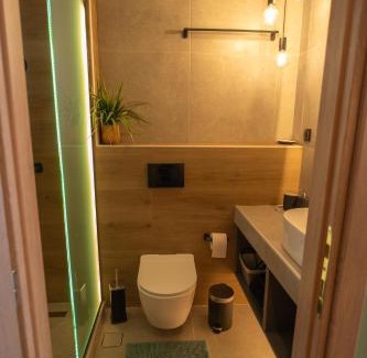 Agrinio Apartment | Guest Rated 9.7: Olive Apartment in Agrinio for Families
