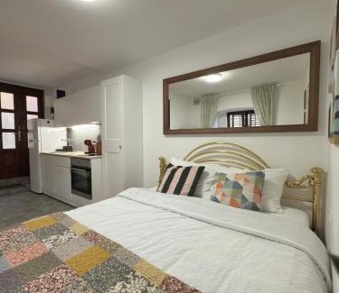 Izola Apartment | Olive's Place Apartment