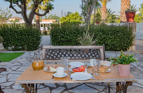 Pantokratoras Apartment | Olive Tree Apartment