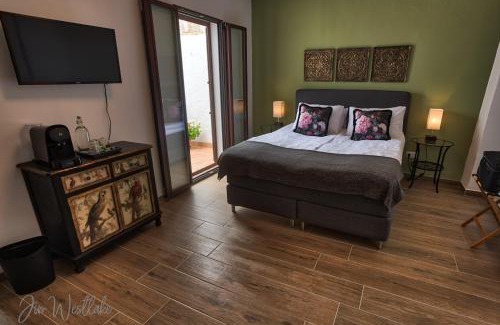 Olvera Bed & Breakfast | Cozy Olive Tree Bed and Breakfast - Rated 9.7 by Guests