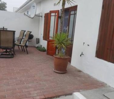 Paternoster House | Pet-Friendly Olive Tree Cottage: Guest Rated 9/10!