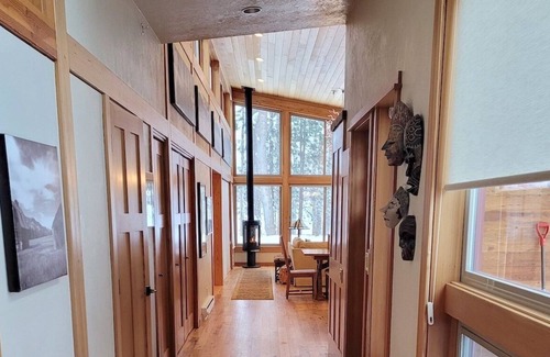 Winthrop House | Olivia's House in Winthrop-Right on the River&Close to Downtown!