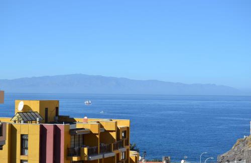 Puerto de Santiago Apartment | Olivia Sunset Playa: Ocean View Rooms with Pool Access