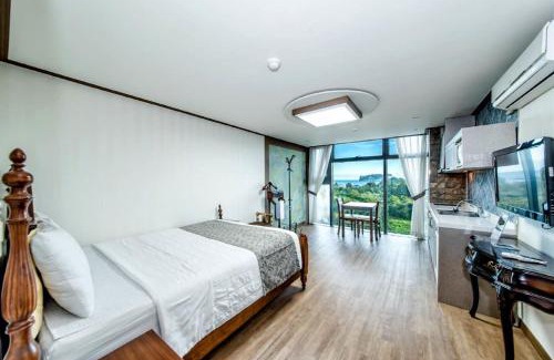 Gangjeong-dong Resort | Comfortable Pet-Friendly Retreat at Olleyo Resort