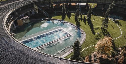 Campo Tures Hotel | OLM Nature Escape - Eco Aparthotel with Oceanfront Pool