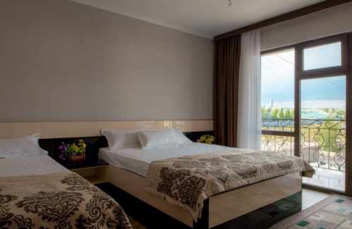 Cholpon-Ata Hotel | Family-Friendly Retreat with Pool & Breakfast Included