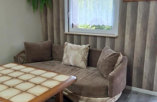 Czarna Cabin | Olszanka: Child-Friendly Retreat with Top-Rated Comfort