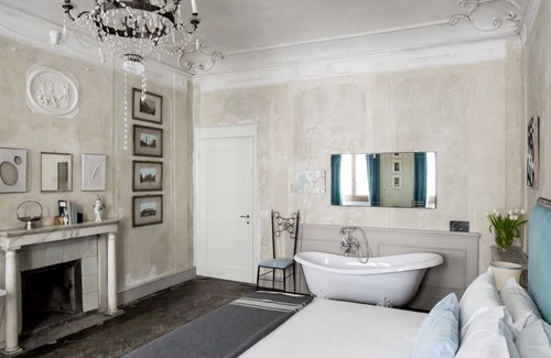 Santo Spirito Bed & Breakfast | Experience Oltrarno Splendid: Guest Rated 9.8 with Family-Friendly Amenities