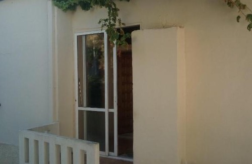 Platanias House | Welcoming Olympia House: Family-Friendly & Accessible Stay