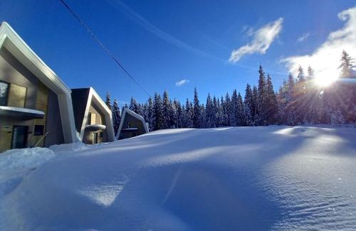 Kasidoli Villa | Discover Olympic Oasis: Pet & Child-Friendly Retreat