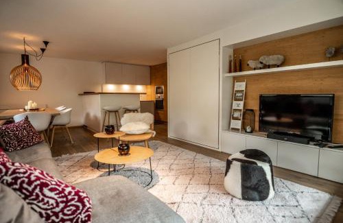 Saint-Pierre-de-Clages Apartment | Experience Olympic R2: Family-Friendly Ski Adventures