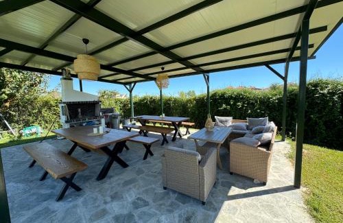 Olymbiaki Akti Apartment | Exceptional Olympus Diamond Studios with Oceanfront Pool