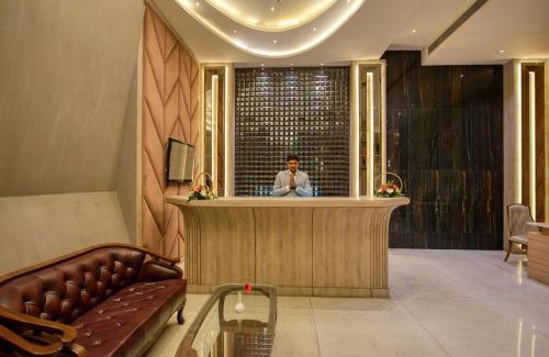 Raebareli Hotel | Discover OM Clarks Inn Raebareli: Family-Friendly Escape