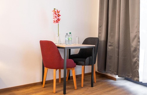 Hammfeld Hotel | Discover OM Hotel Neuss: Family-Friendly with Breakfast