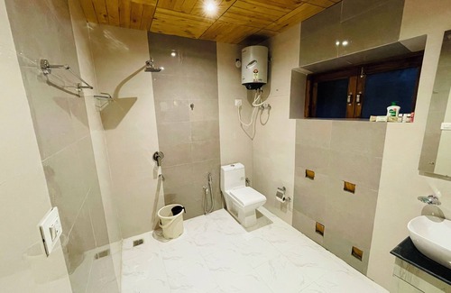 Electronics City Hotel | Discover Family-Friendly Comfort at Om Residency