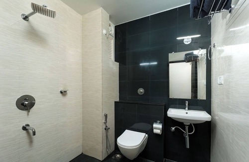 Patnem Hotel | Relax at Om Shanti Patnem: Family-Friendly Beach Retreat