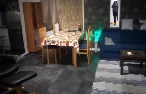 Kemi Apartment | Family-Friendly Omakotitalo Kemissä with Relaxing Hot Tub