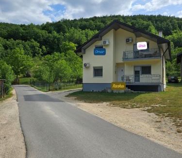 Bihac House | Omar & Una Apartmani: Guest Rated 9.3 with Breakfast