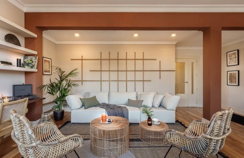 Castellana Apartment | Ombai: 2 Bedrooms with Spa and Pet-Friendly Amenities