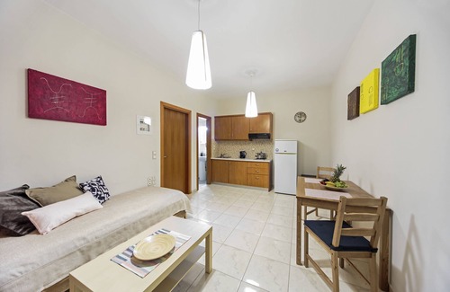 Almyrida House | Top-Rated Omega Comfy Apts with Spa and Breakfast Included