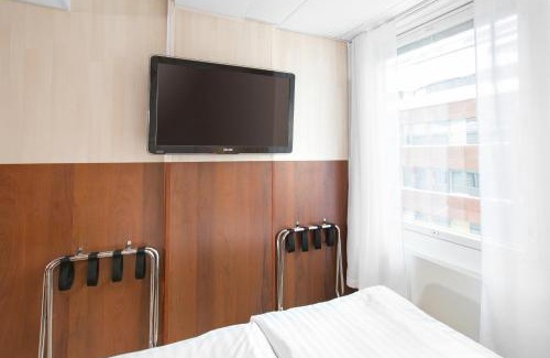 Kamppi Hotel | Discover Omena Hotel Helsinki Lönnrotinkatu - Family Friendly Stay