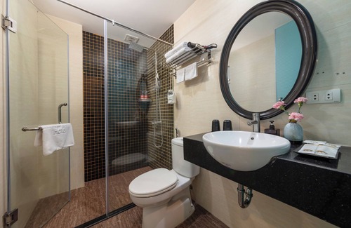 Hang Bo Hotel | Discover Omina Hanoi Hotel with Spa and Restaurant Access