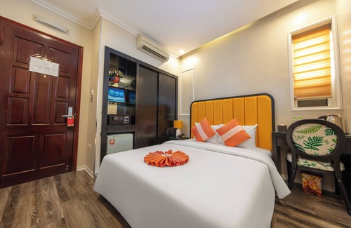 Hang Bo Hotel | Discover Omina Hanoi Hotel with Spa and Restaurant Access