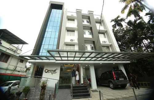 Kochi Hotel | Discover Omnest: Guest Rated 9/10 with Breakfast & Dining