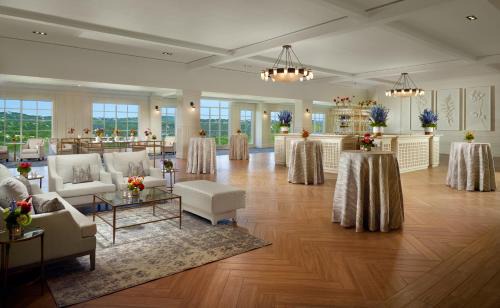 Cabin Ridge Estates Resort | Relaxing Retreat at Omni Barton Creek Resort and Spa