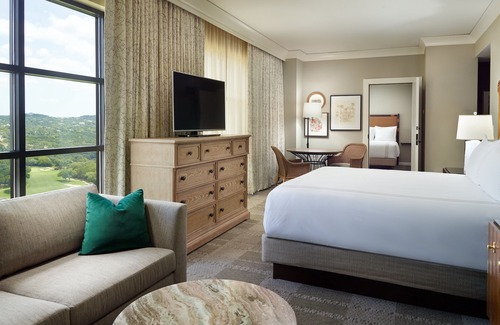 Cabin Ridge Estates Resort | Relax at Omni Barton Creek Resort & Spa in Austin