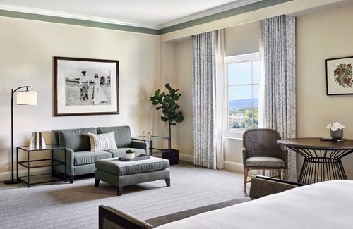 Cabin Ridge Estates Resort | Relax at Omni Barton Creek Resort & Spa in Austin