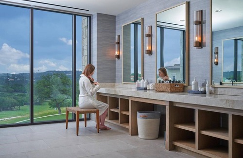 Cabin Ridge Estates Resort | Relax at Omni Barton Creek Resort & Spa in Austin