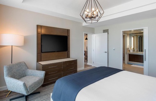 Frisco Hotel | Pet-Friendly Escape at Omni Frisco with Ocean View and Pool