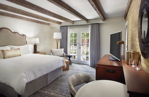Downtown San Antonio Hotel | Discover Omni La Mansion del Rio: 4-Star Hotel Oasis