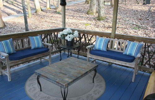 Penrose Cabin | Tranquil Retreat with Hot Tub, Fireplace & Pet Friendly