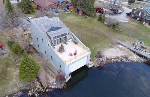 Cedarville House | Explore Cedarville Bay: 3 Bed Nautical Retreat Awaits